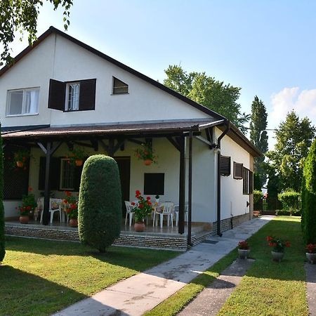 Rozsa Nyaralohaz Villa Balatonboglár Eksteriør bilde