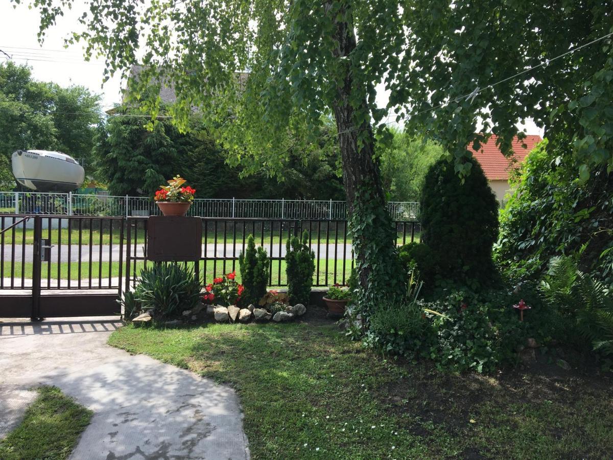 Rozsa Nyaralohaz Villa Balatonboglár Eksteriør bilde