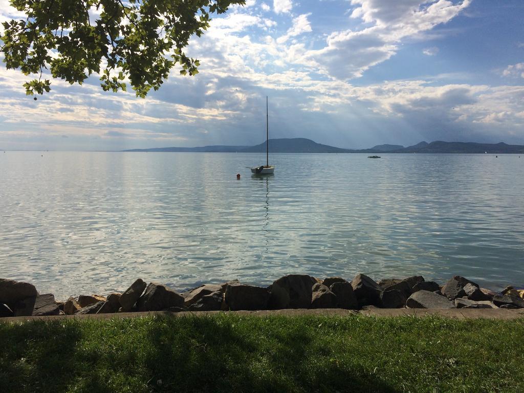 Rozsa Nyaralohaz Villa Balatonboglár Eksteriør bilde